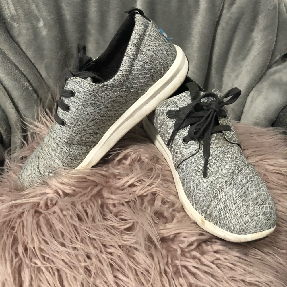 TOMS women’s Del Rey Sneaker EUC👟